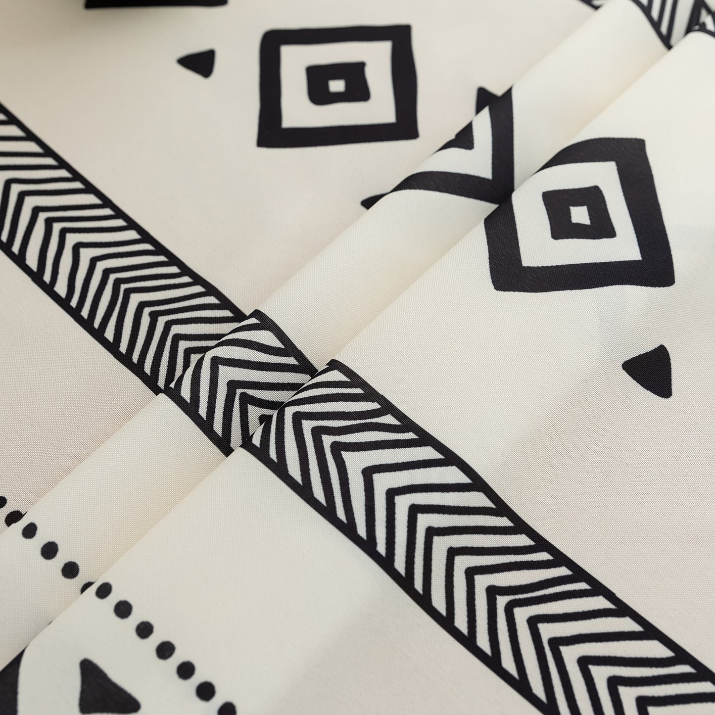 Elegant Bohemian Black Geometric Tablecloth with Tassels - Durable Polyester, Machine-Made, Perfect for Holiday Gatherings & Daily Dining, Holiday Table Setting | Bohemian Style | Woven Texture, Table Decorations